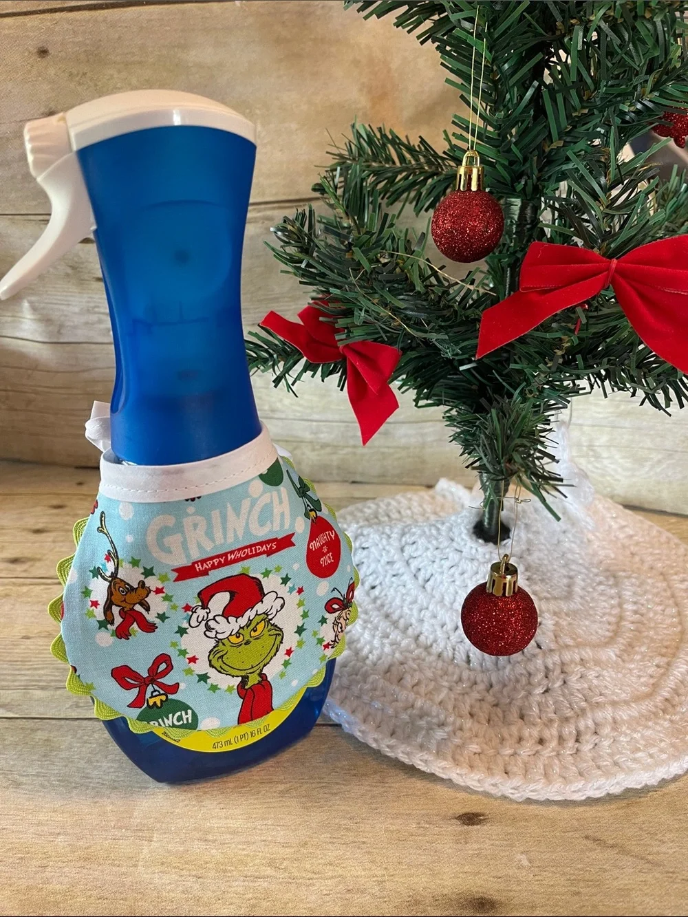 Reversible Dish Soap Bottle Apron - Dawn Powerwash - Christmas Grinch